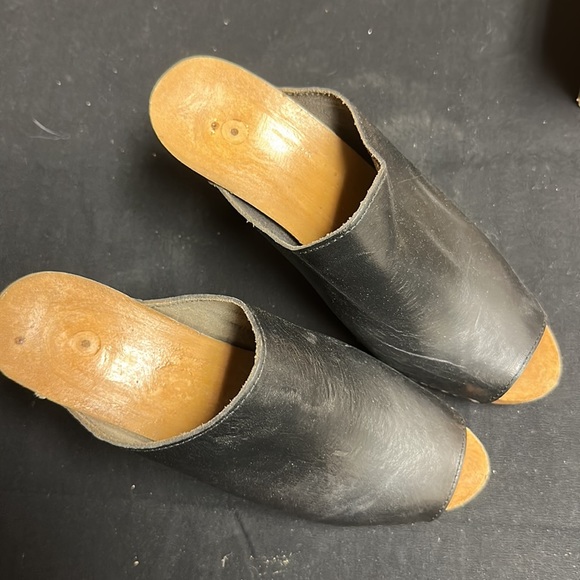 00s Bronx slides like vintage “Candies” heels peep toe - Picture 4 of 4